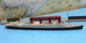 Liner "Aquitania" improved (1 p.) UK 1914 Tri-ang M 705
